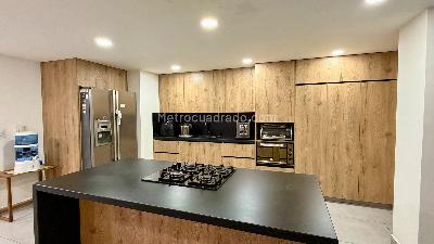 Apartamento de 3 alcobas en venta en La Tomatera, Medellín, 140 m² · foto 17 de 17