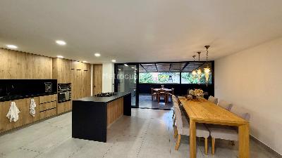 Apartamento de 3 alcobas en venta en La Tomatera, Medellín, 140 m² · foto 5 de 17