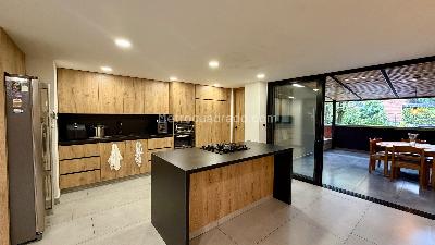 Apartamento de 3 alcobas en venta en La Tomatera, Medellín, 140 m² · foto 6 de 17