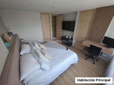 Apartamento en venta en El Poblado Castropol, Medellín · foto 10 de 20