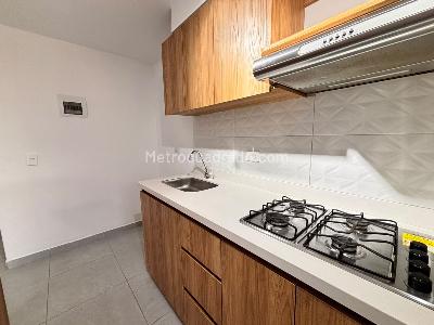 Apartamento de 3 alcobas en venta en Niquia, Bello, 47 m² · foto 5 de 20