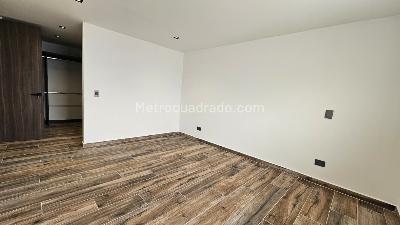 Apartamento de 3 alcobas en venta en Conquistadores, Medellín, 90 m² · foto 7 de 20