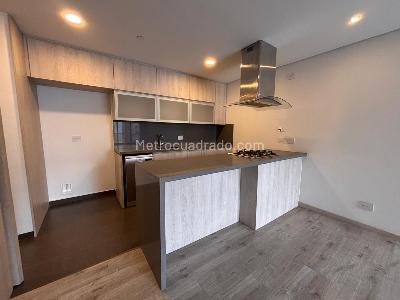 Apartamento de 2 alcobas en venta en Loma Padre Marianito, Medellín, 81 m² · foto 8 de 15