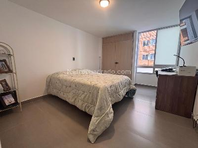 Apartamento de 3 alcobas en venta en Las Acacias, Medellín, 168 m² · foto 10 de 16