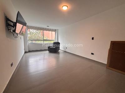 Apartamento de 3 alcobas en venta en Las Acacias, Medellín, 168 m² · foto 14 de 16