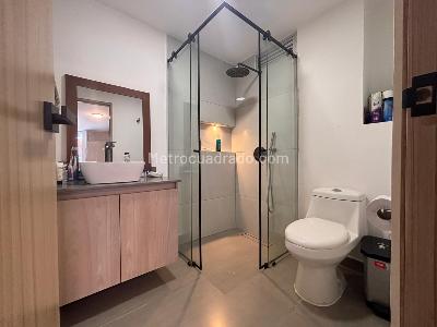 Apartamento de 3 alcobas en venta en Las Acacias, Medellín, 168 m² · foto 13 de 16