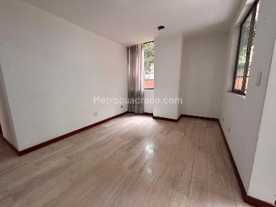 Apartamento de 2 alcobas en venta en El Poblado Santa Maria De Los Angeles, Medellín, 101 m² · foto 4 de 15