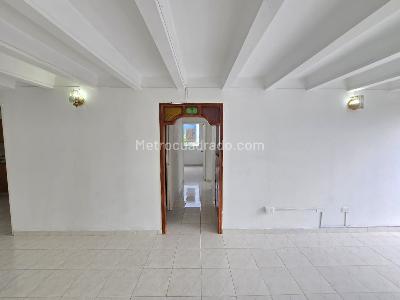 Apartamento de 3 alcobas en venta en La Magnolia, Envigado, 72 m² · foto 4 de 11