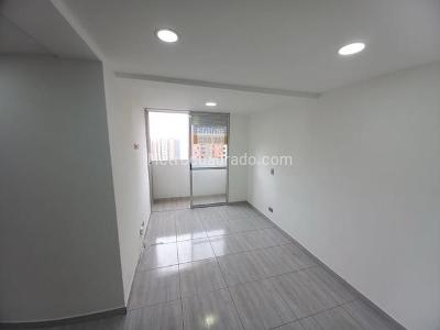 Apartamento en venta en La Pilarica, Medellín · foto 3 de 15