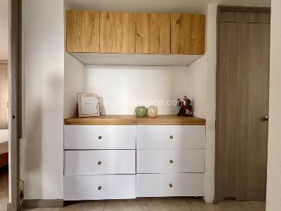 Apartamento en venta en La Cuenca, Envigado · foto 8 de 14