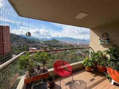 Apartamento en venta en Belen Loma De Los Bernal, Medellín · foto 2 de 16