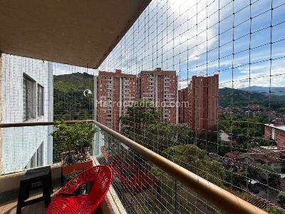 Apartamento en venta en Belen Loma De Los Bernal, Medellín · foto 3 de 16