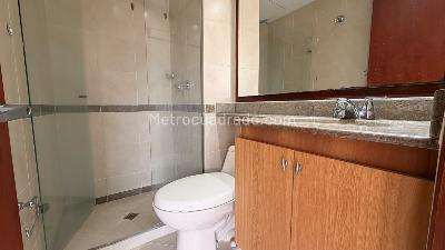 Apartamento de 3 alcobas en venta en Los Parra, Medellín, 74 m² · foto 10 de 13