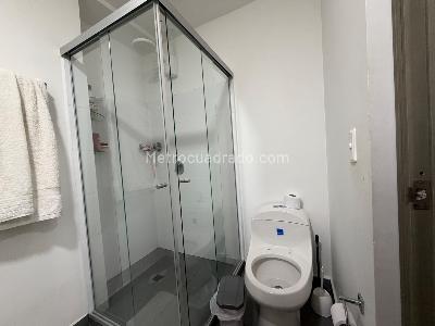Apartamento de 5 alcobas en venta en El Tesoro, Medellín, 256 m² · foto 16 de 17