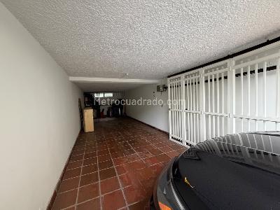 Apartamento de 5 alcobas en venta en El Tesoro, Medellín, 256 m² · foto 17 de 17