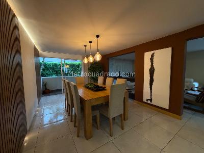 Apartamento de 5 alcobas en venta en El Tesoro, Medellín, 256 m² · foto 3 de 17