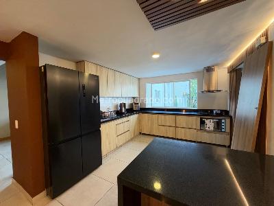Apartamento de 5 alcobas en venta en El Tesoro, Medellín, 256 m² · foto 6 de 17