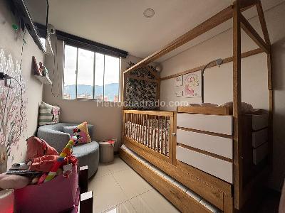 Apartamento en venta en Ditaires, Itagüí · foto 5 de 13