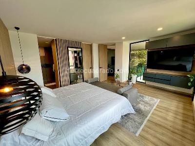 Apartamento de 2 alcobas en venta en El Tesoro, Medellín, 145 m² · foto 18 de 20