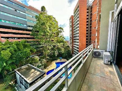 Apartamento de 2 alcobas en venta en El Tesoro, Medellín, 145 m² · foto 11 de 20