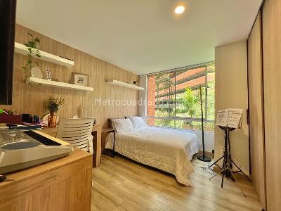 Apartamento de 2 alcobas en venta en El Tesoro, Medellín, 145 m² · foto 9 de 20