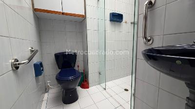 Casa de 5 alcobas en venta en Estadio, Medellín, 194 m² · foto 11 de 20