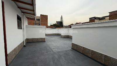 Casa de 5 alcobas en venta en Estadio, Medellín, 194 m² · foto 15 de 20