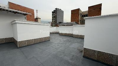Casa de 5 alcobas en venta en Estadio, Medellín, 194 m² · foto 18 de 20