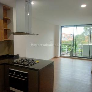 Apartamento de 2 alcobas en venta en Santa Paula Central, Bogotá, 57 m² · foto 3 de 18