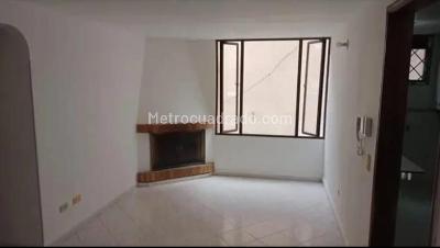 Apartamento de 3 alcobas en venta en Caobos Salazar, Bogotá, 61 m² · foto 10 de 11