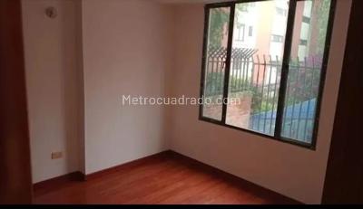 Apartamento de 3 alcobas en venta en Caobos Salazar, Bogotá, 61 m² · foto 4 de 11
