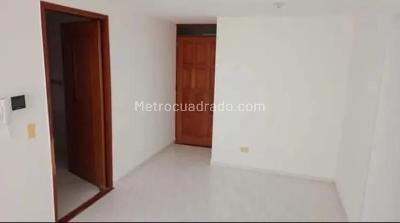 Apartamento de 3 alcobas en venta en Caobos Salazar, Bogotá, 61 m² · foto 6 de 11