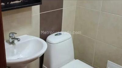 Apartamento de 3 alcobas en venta en Caobos Salazar, Bogotá, 61 m² · foto 8 de 11