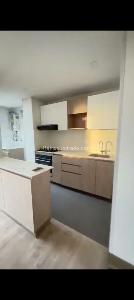 Apartamento de 2 alcobas en venta en La Esperanza Modelia, Bogotá, 62 m² · foto 3 de 18