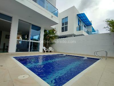 Casa de 4 alcobas en venta en Via El Peñon, Girardot, 140 m² · foto 15 de 20