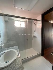Apartamento de 3 alcobas en venta en Belmira Cedritos, Bogotá, 108 m² · foto 6 de 18