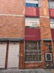Casa en venta en Castilla, Bogotá · foto 3 de 20
