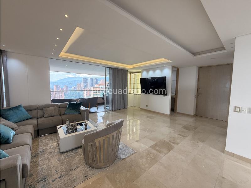 Apartment in Medellín, El Poblado - View 2