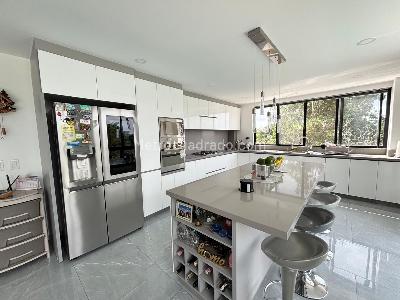 Casa de 4 alcobas en venta en Ruitoque Alto, Floridablanca, 297 m² · foto 11 de 20