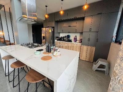 Casa de 5 alcobas en venta en Ruitoque Alto, Floridablanca, 600 m² · foto 9 de 20