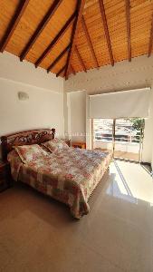 Casa de 5 alcobas en venta en Ruitoque Condominio, Floridablanca, 550 m² · foto 4 de 20