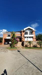 Casa de 5 alcobas en venta en Ruitoque Condominio, Floridablanca, 550 m² · foto 2 de 20