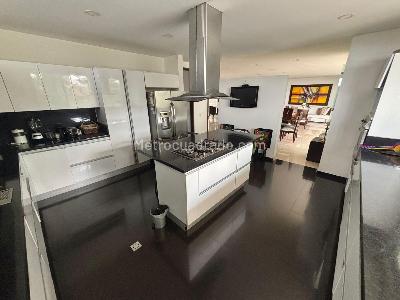 Casa de 5 alcobas en venta en Ruitoque Condominio, Floridablanca, 500 m² · foto 10 de 20