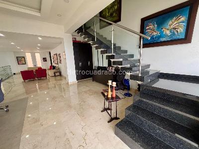 Casa de 5 alcobas en venta en Ruitoque Condominio, Floridablanca, 500 m² · foto 18 de 20