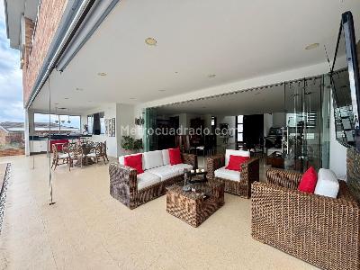 Casa de 5 alcobas en venta en Ruitoque Condominio, Floridablanca, 500 m² · foto 8 de 20
