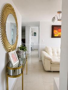 Apartamento de 3 alcobas en venta en Autopista, Floridablanca, 89 m² · foto 4 de 18
