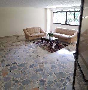 Apartamento de 4 alcobas en venta en Cabecera Del Llano, Bucaramanga, 125 m² · foto 4 de 20