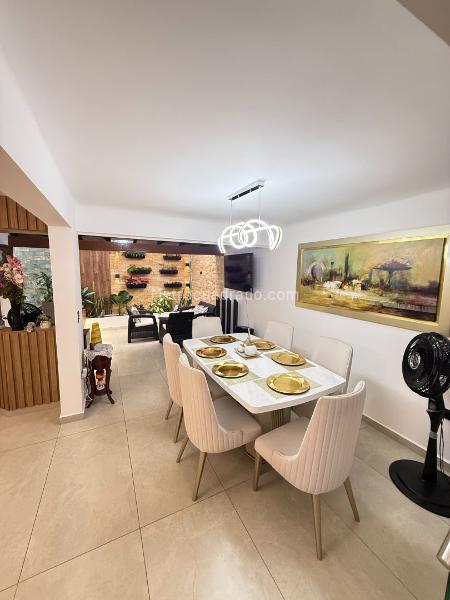 Casa – Bucaramanga, Centro, Comuna Centro - Más