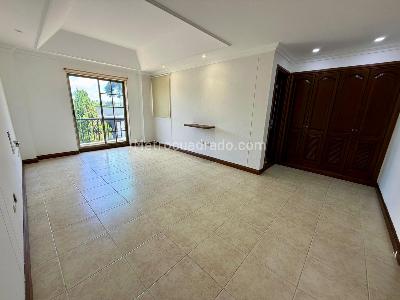Casa de 5 alcobas en venta en Ruitoque Condominio, Floridablanca, 500 m² · foto 10 de 20