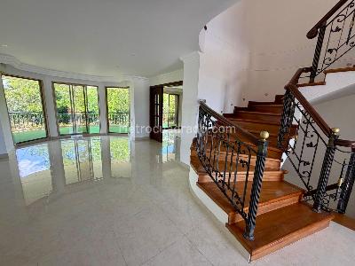 Casa de 5 alcobas en venta en Ruitoque Condominio, Floridablanca, 500 m² · foto 6 de 20